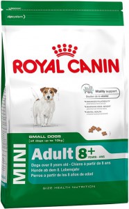 Afbeelding Royal Canin Mini Adult 8+ hondenvoer 4 kg door DierenwinkelXL.nl