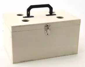 Een foto van een Vervoerskist Met Deksel 2-vaks klein