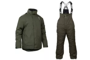 Een foto van een Fox – Carp Winter Suit
