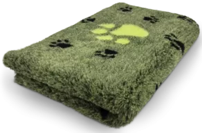 Een foto van een Vetbed – Latex Anti-slip Groen met Grote voetprint